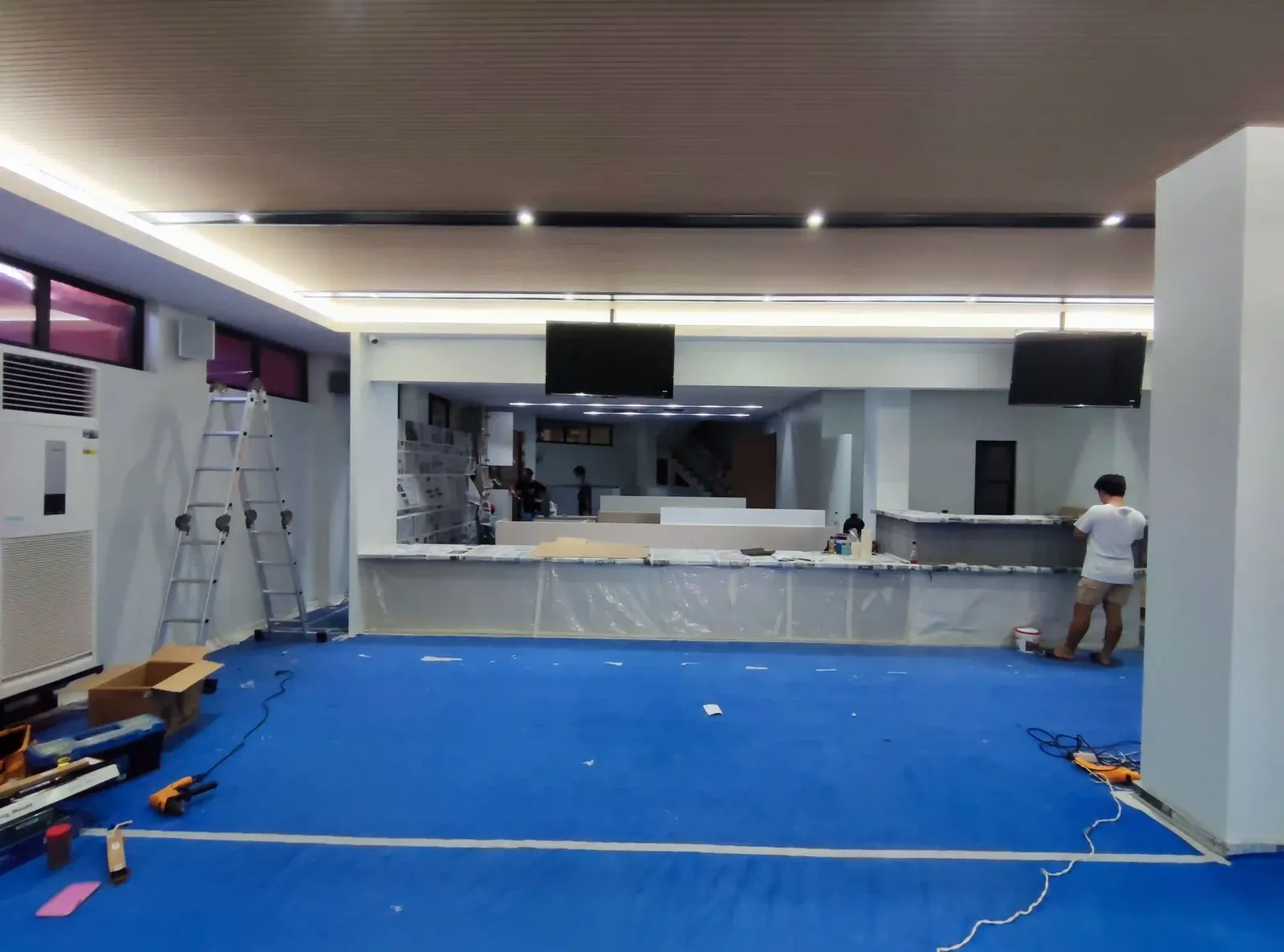 A Powerbyte installation, photographed as the work happened.